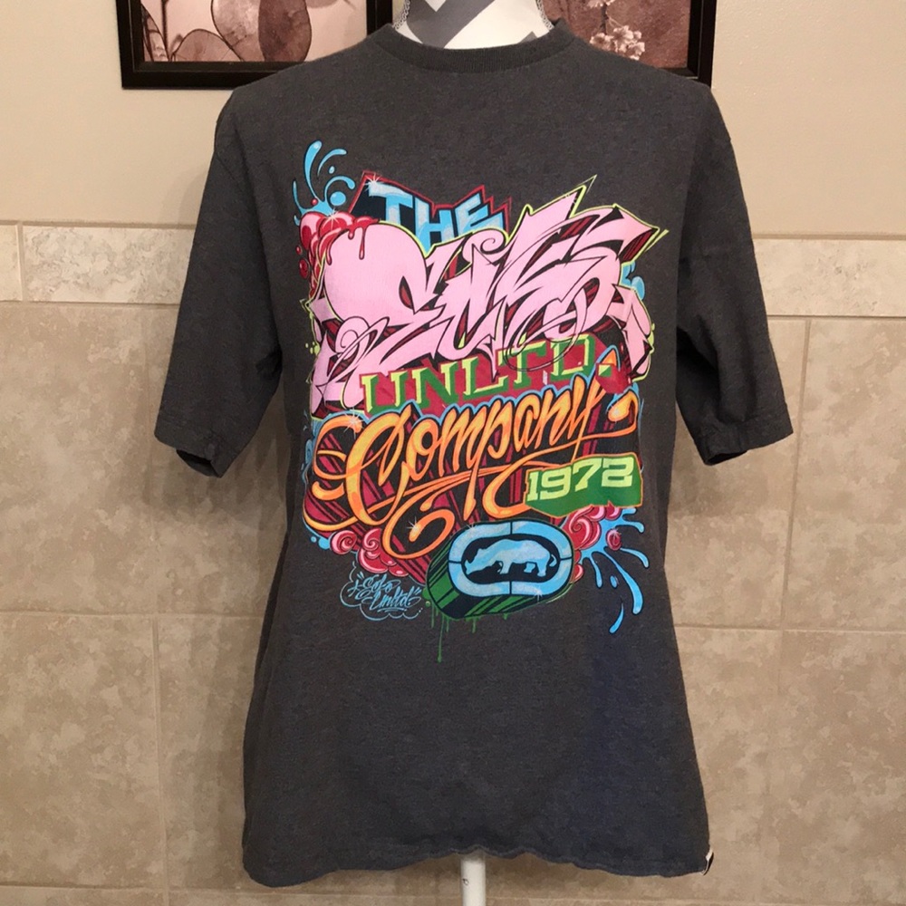 Vintage ECKO T-shirt.